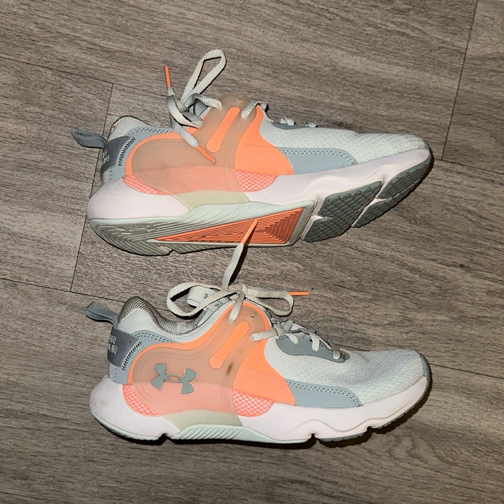 Under Armour HOVR Apex shoes